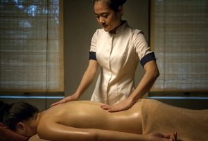 Nữ Massage Tại Nhà Gần đây